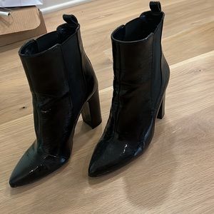 Vince camuto booties